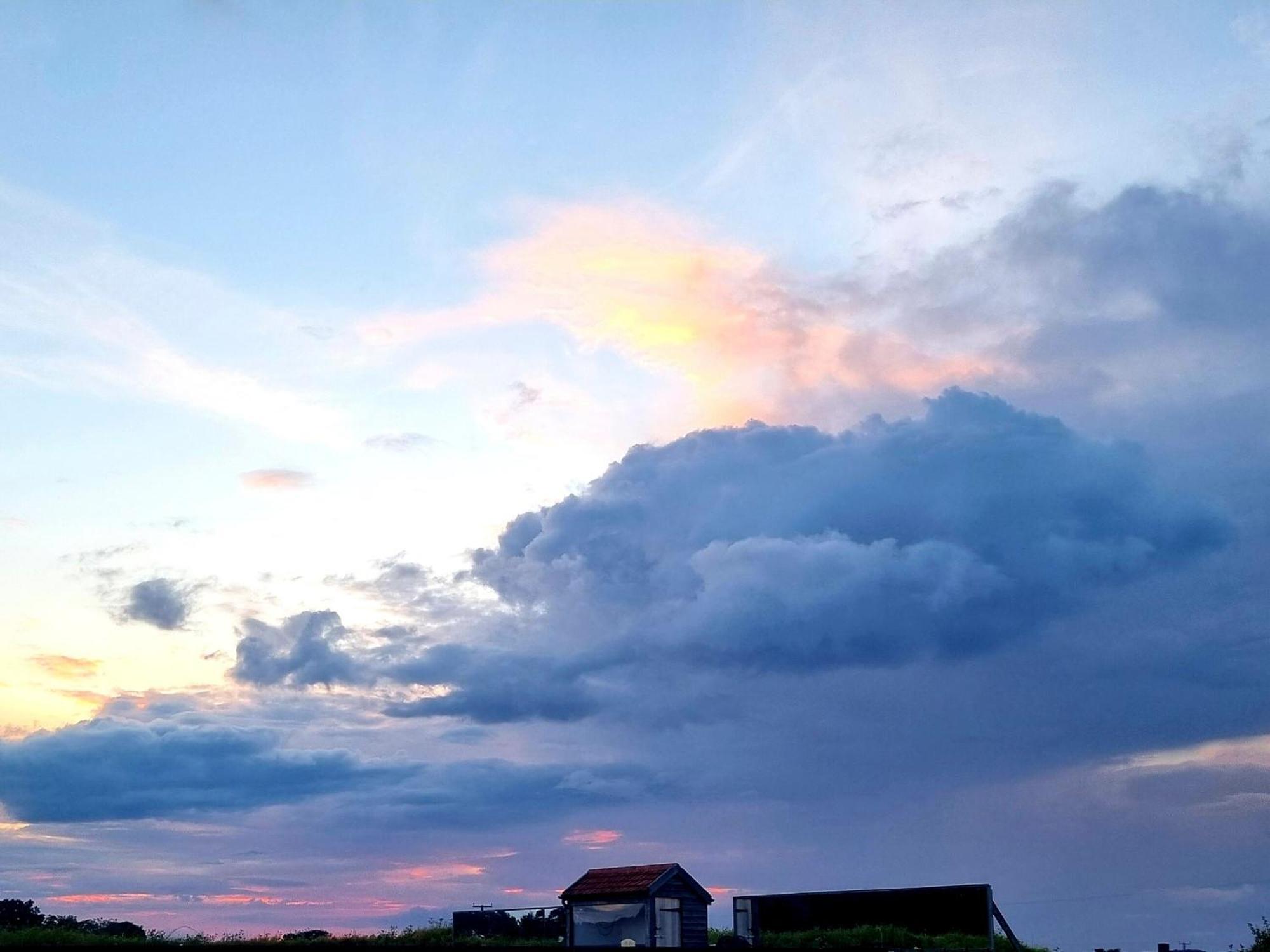 Mac Shack Cottage Ashen ภายนอก รูปภาพ